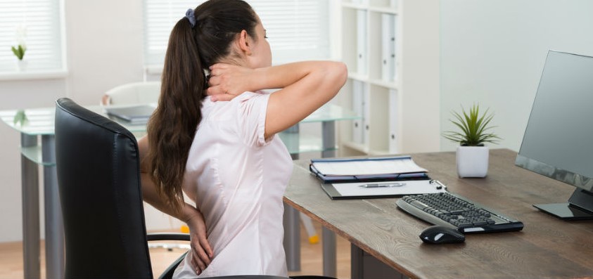 Важность поддержки спины во время работы